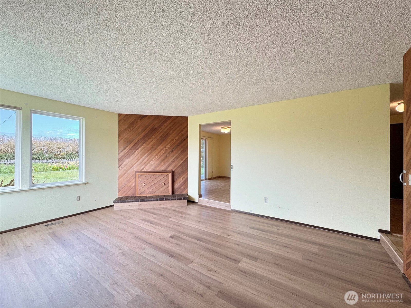 41 McLaughlin Road Sequim, WA 98382 - Photo 7 of 40