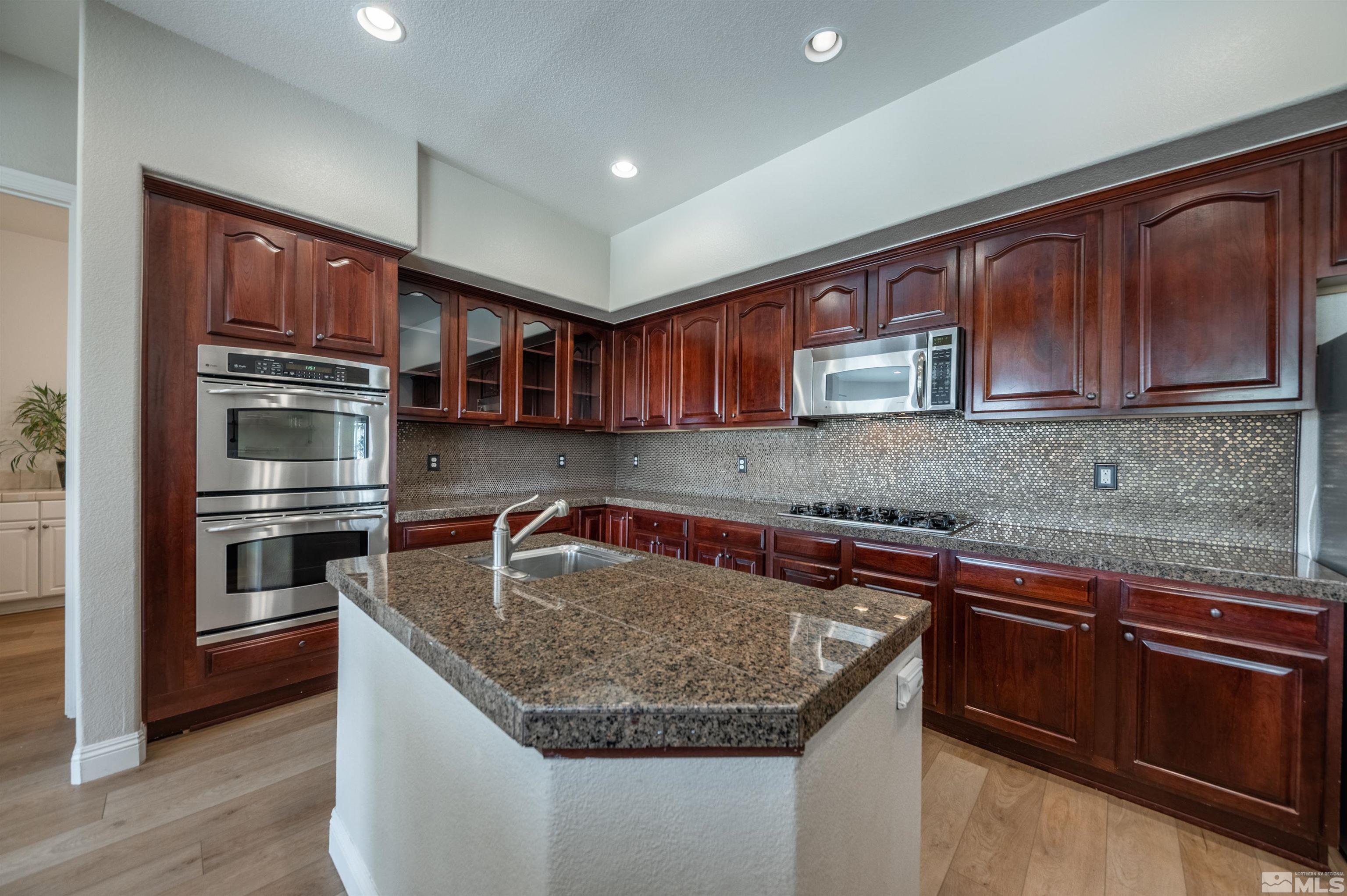 10550 Dillingham Drive Reno, NV 89521 - Photo 15 of 38 Photo 15
