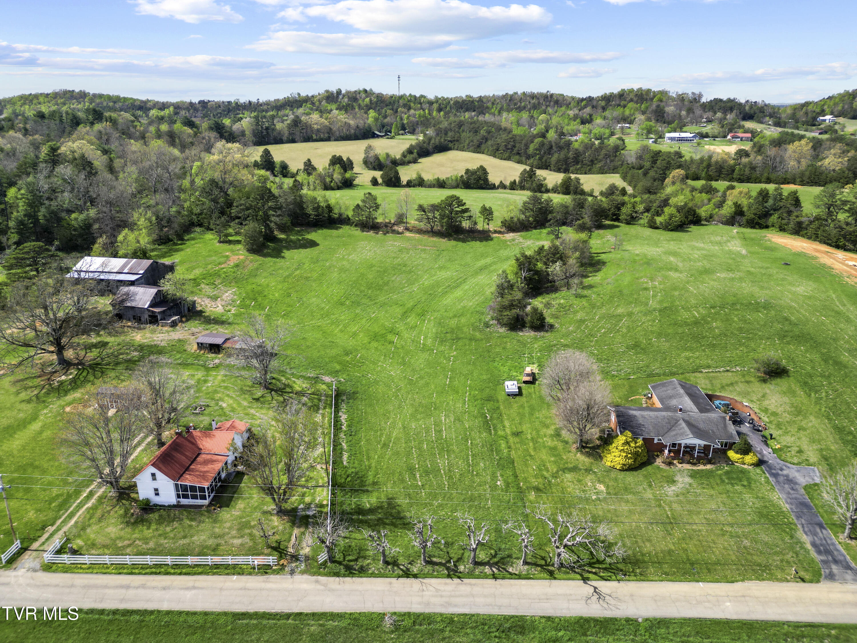 2 Red Hill Road Greeneville, TN 37743 - Photo 4 of 31 DJI_0245