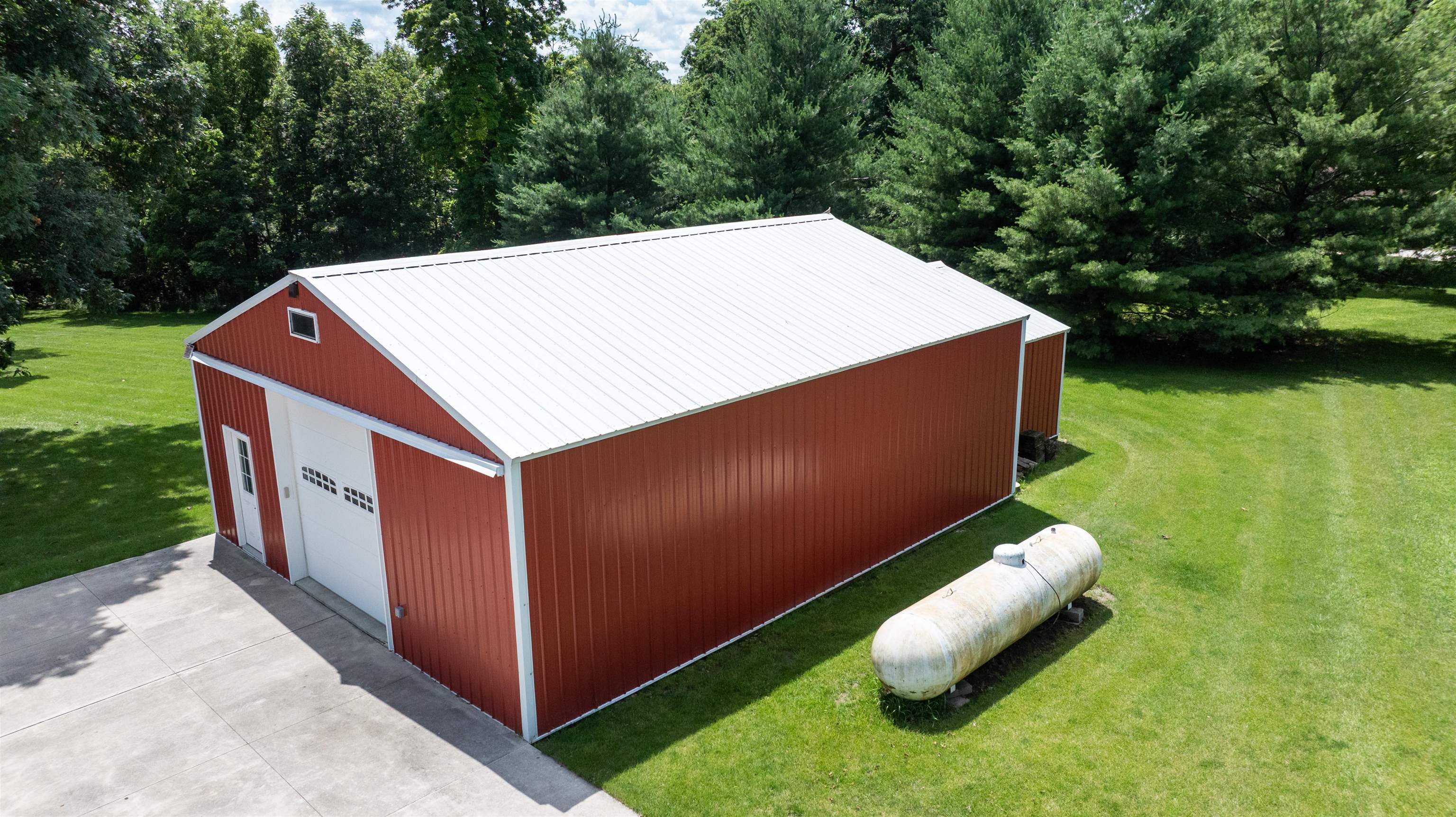 1048 North Blind Road Chana, IL 61015 - Photo 38 of 45