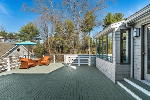 $2,560,000 | 39 Kings Grant Road, Weston, MA 02493