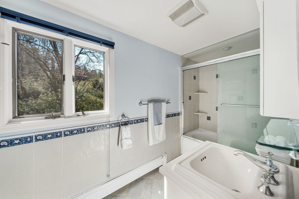 39 Kings Grant Road Weston, MA 02493 - Photo 31 of 42