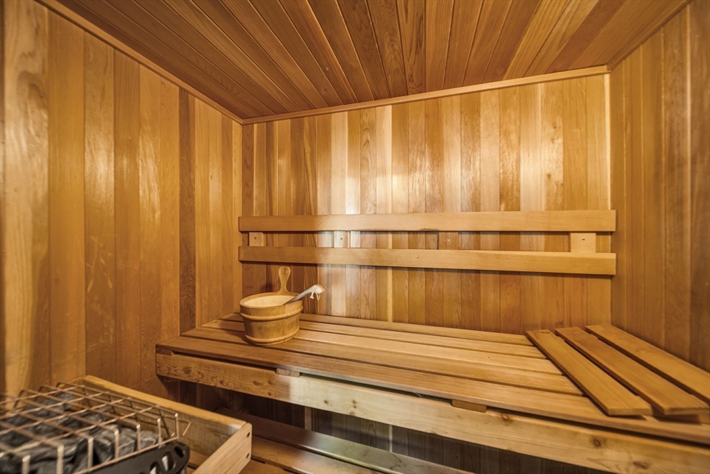 39 Kings Grant Road Weston, MA 02493 - Photo 32 of 42