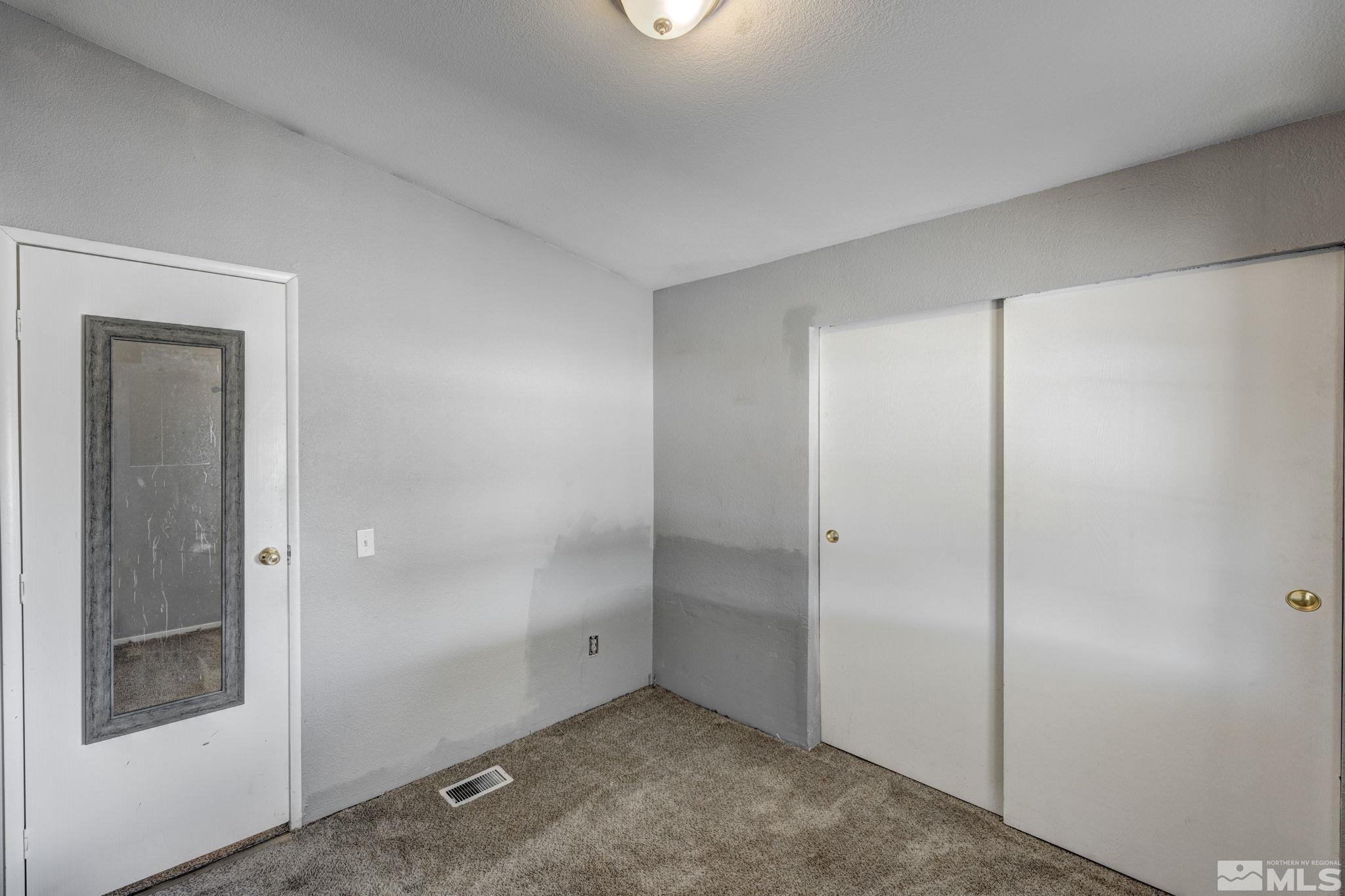 2141 Barberry Way Reno, NV 89512 - Photo 25 of 35 Photo 25