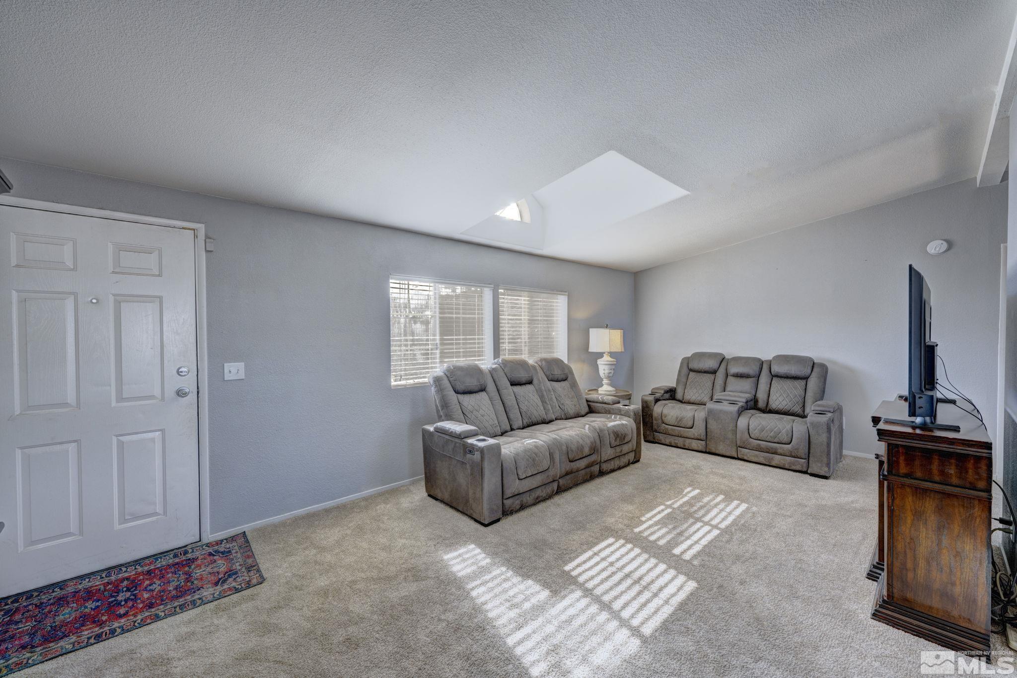 2141 Barberry Way Reno, NV 89512 - Photo 8 of 35 Photo 8