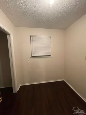 $1,225 | 10049 Hillview Road, Pensacola, FL 32514