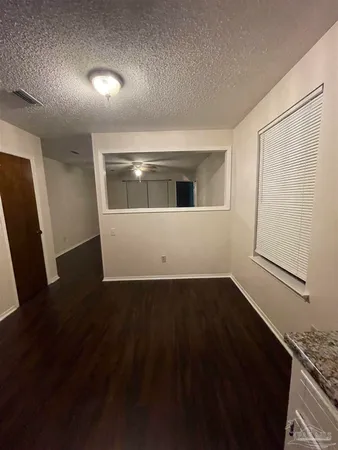 $1,225 | 10049 Hillview Road, Pensacola, FL 32514