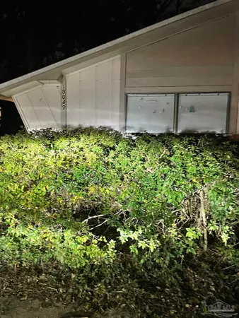 $1,225 | 10049 Hillview Road, Pensacola, FL 32514