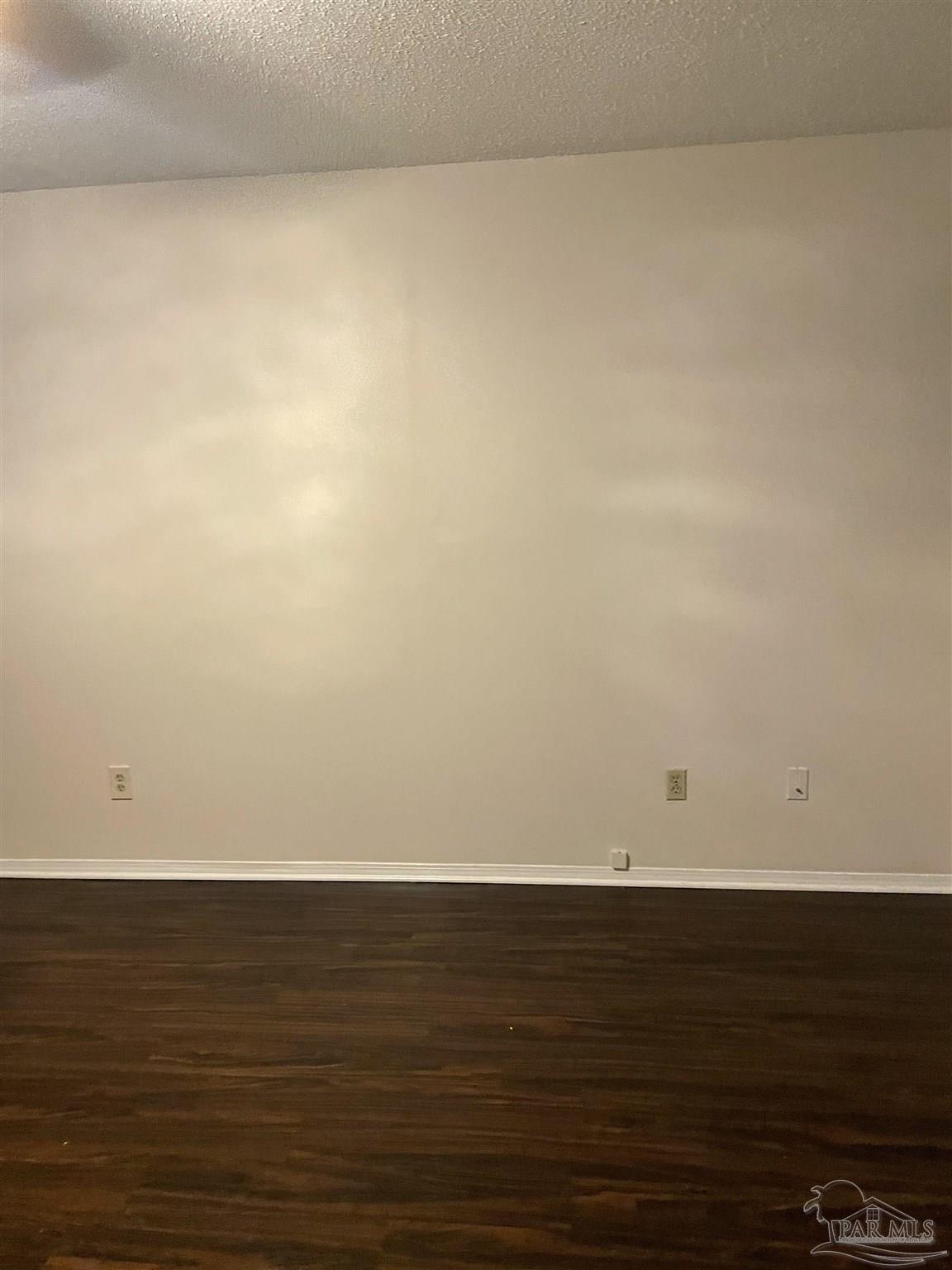 10049 Hillview Road Pensacola, FL 32514 - Photo 4 of 23