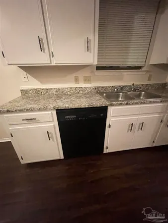 $1,225 | 10049 Hillview Road, Pensacola, FL 32514