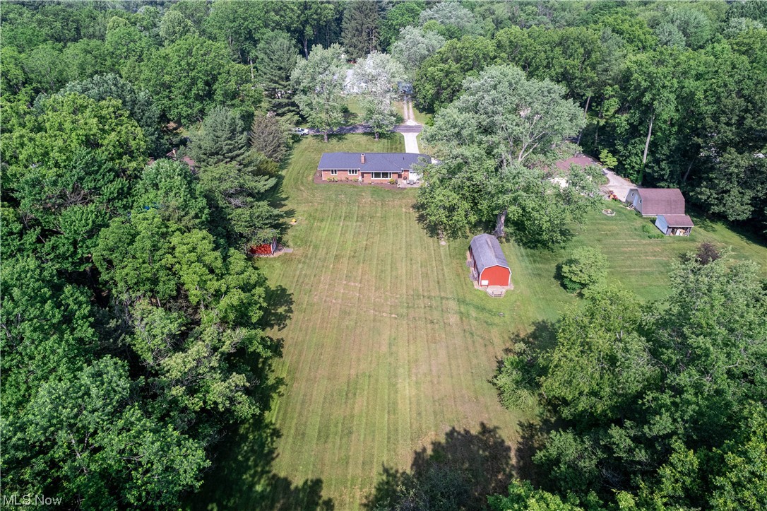 223 North Messner Road New Franklin, OH 44319 - Photo 8 of 28