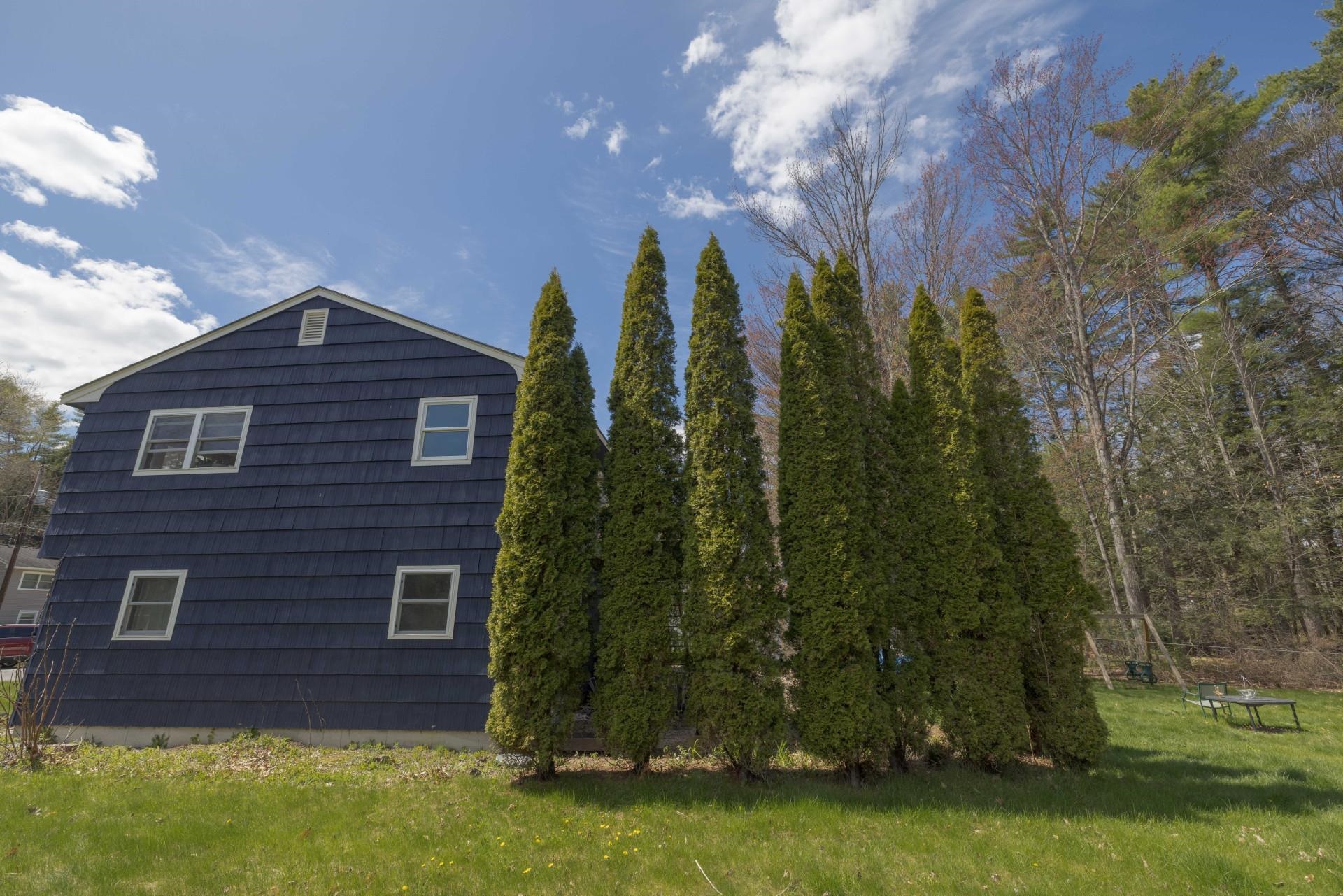 31 Trowbridge Road Keene, NH 03431 - Photo 3 of 40