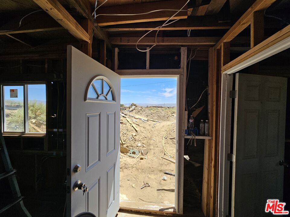 7797 Quartz Road Mojave, CA 93501 - Photo 25 of 49