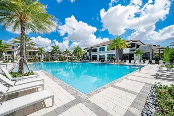 $4,200 | 4583 Northwest 83rd Place, Doral, FL 33166