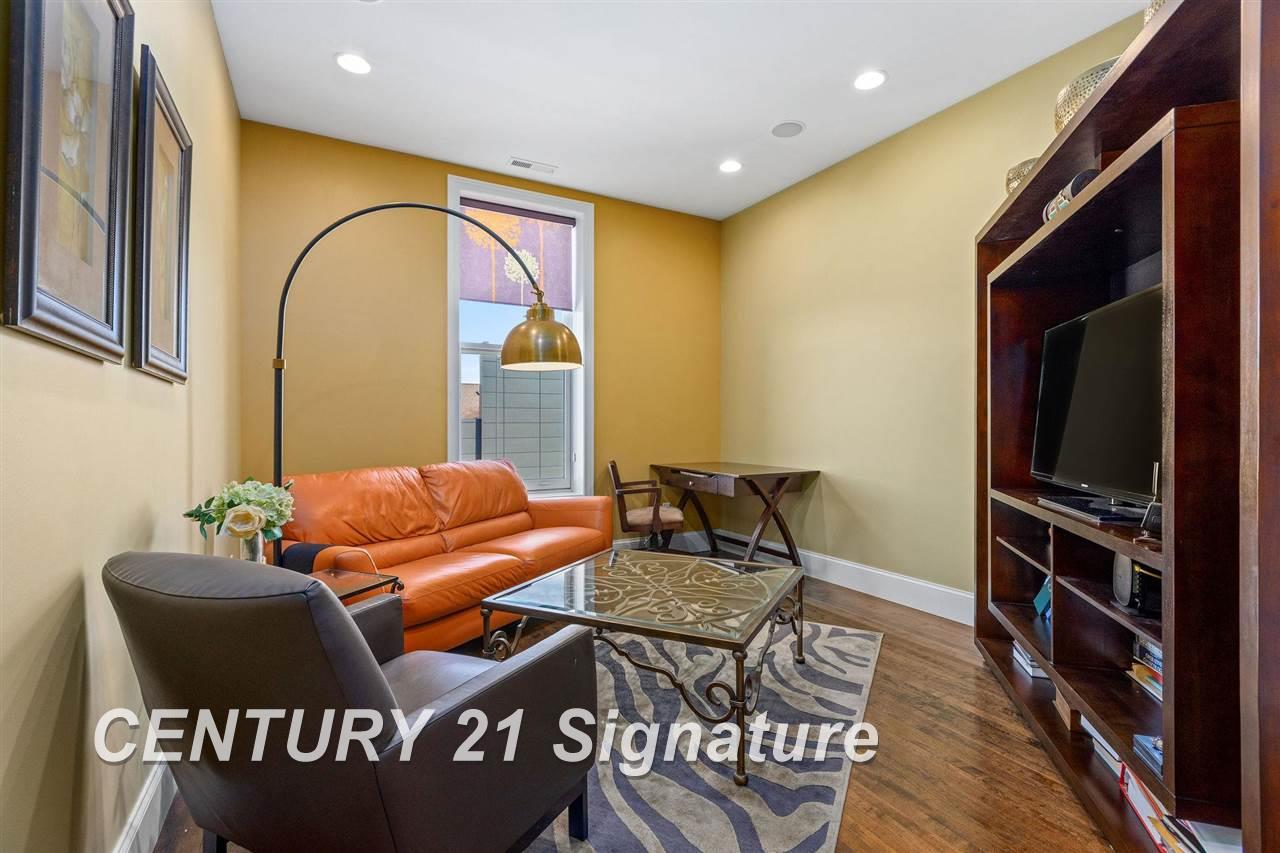 315 Center Avenue, Unit 303 Bay City, MI 48708 - Photo 23 of 40 Gallery Image 23
