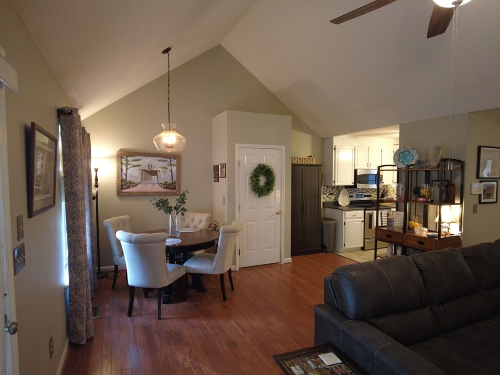 203 Laurel Ridge Way Greenwood, SC 29649 - Photo 15 of 39 Gallery Image 15