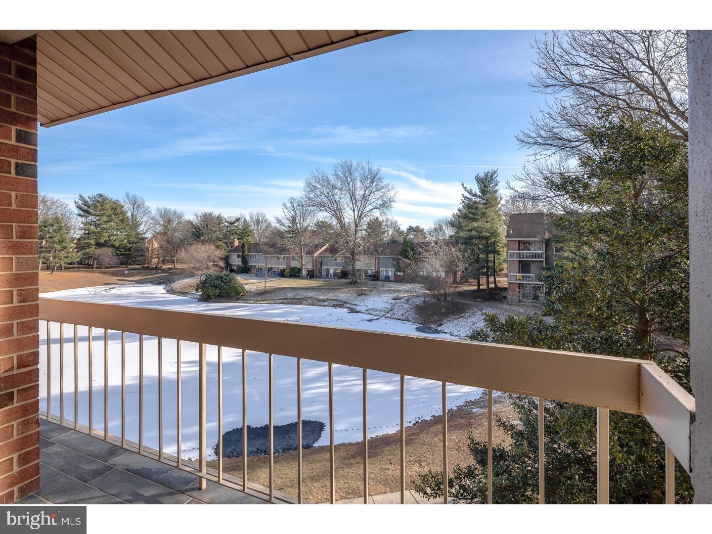 163 Echelon Road, Unit 5 Voorhees, NJ 08043 - Photo 1 of 12