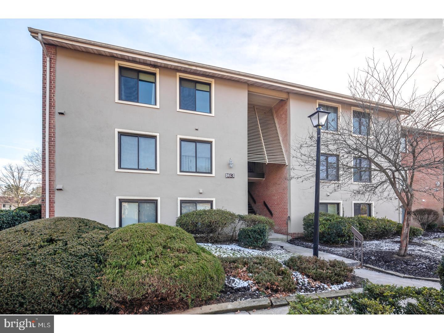 163 Echelon Road, Unit 5 Voorhees, NJ 08043 - Photo 3 of 12