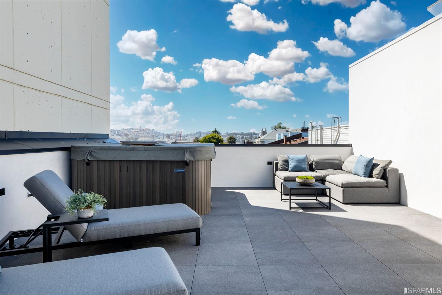 1805 Buchanan Street, Unit 3B San Francisco, CA 94115 - Photo 42 of 55 a living room with furniture