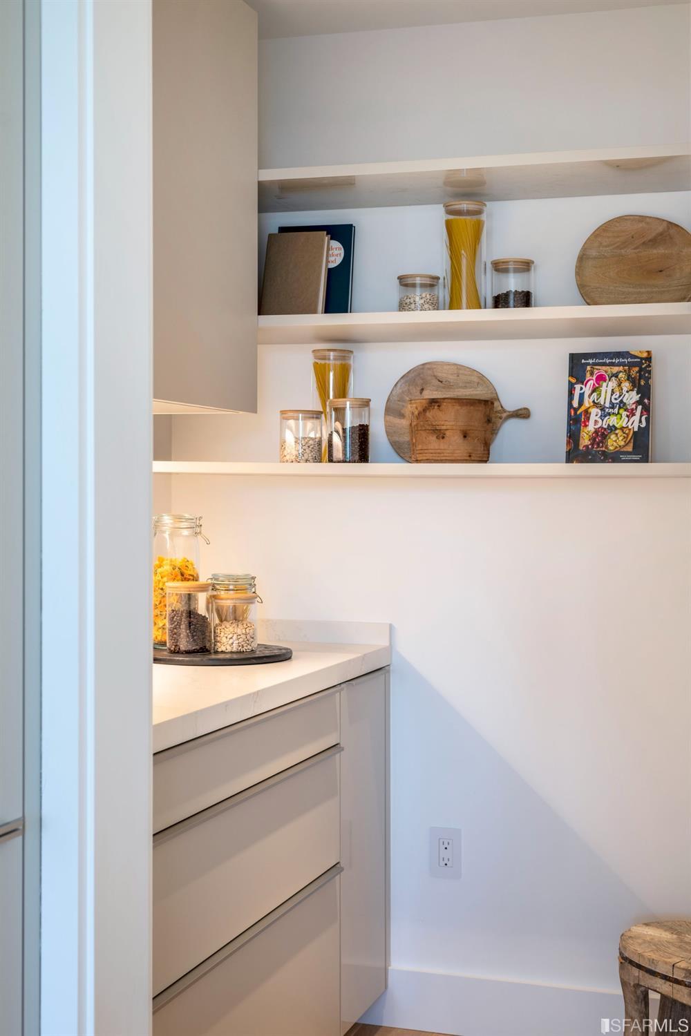 1805 Buchanan Street, Unit 3B San Francisco, CA 94115 - Photo 10 of 55 a bathroom with a bathtub