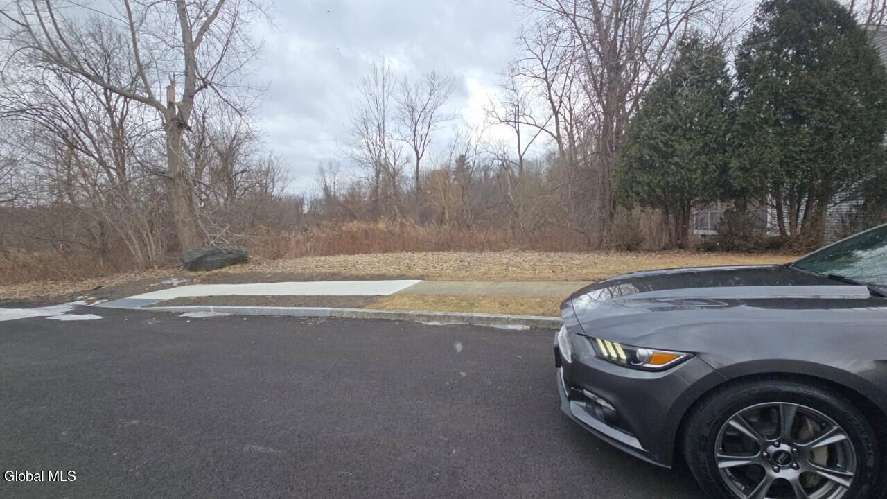 78 Wynantskill Way Troy, NY 12180 - Photo 2 of 4 1000637314