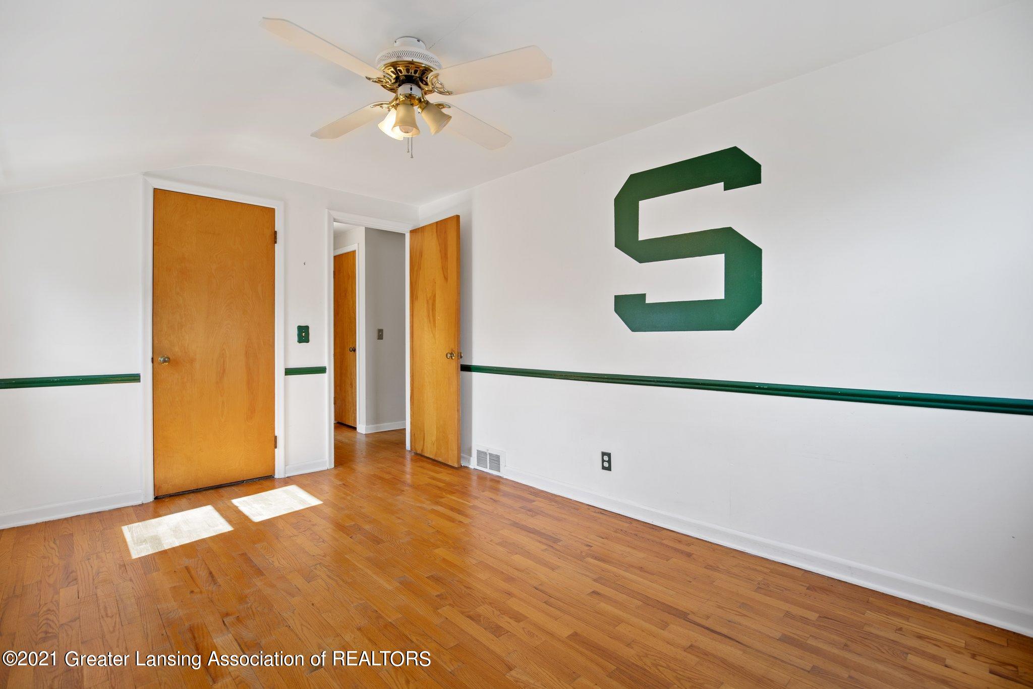 2310 Chatham Road Lansing, MI 48910 - Photo 19 of 24 19-web-or-mls-1P6A7923