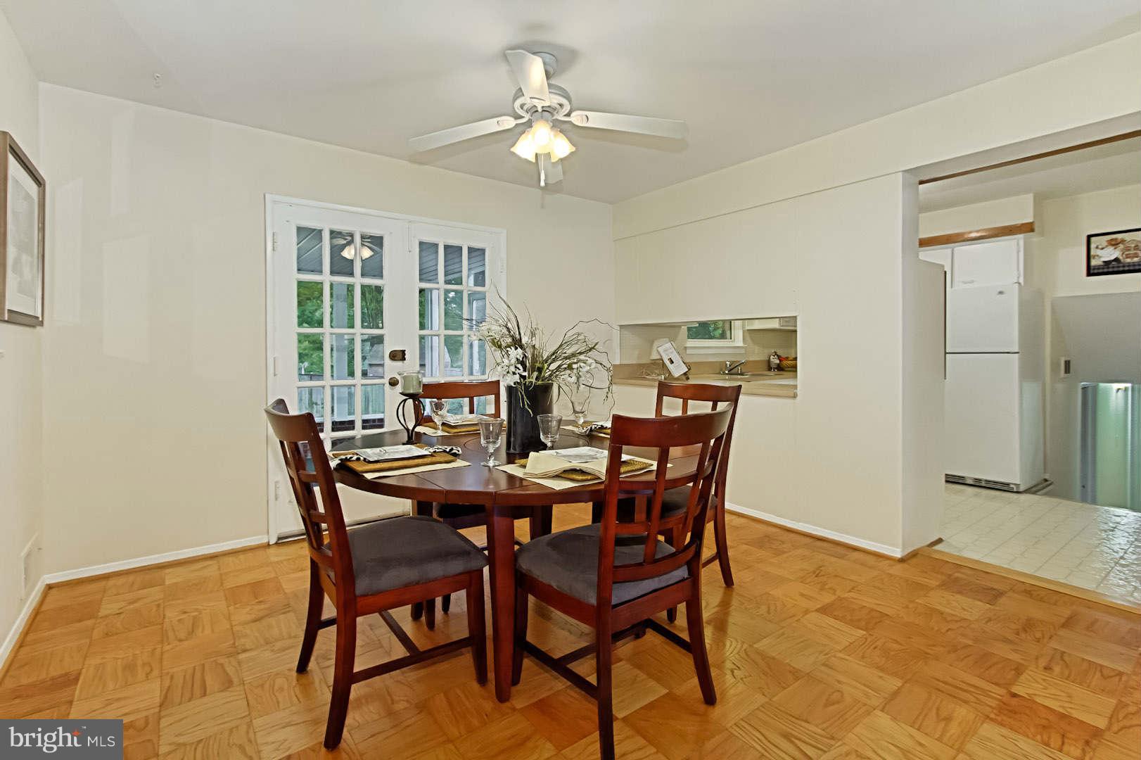 7613 Dunston Street Springfield, VA 22151 - Photo 8 of 30 Dining Room