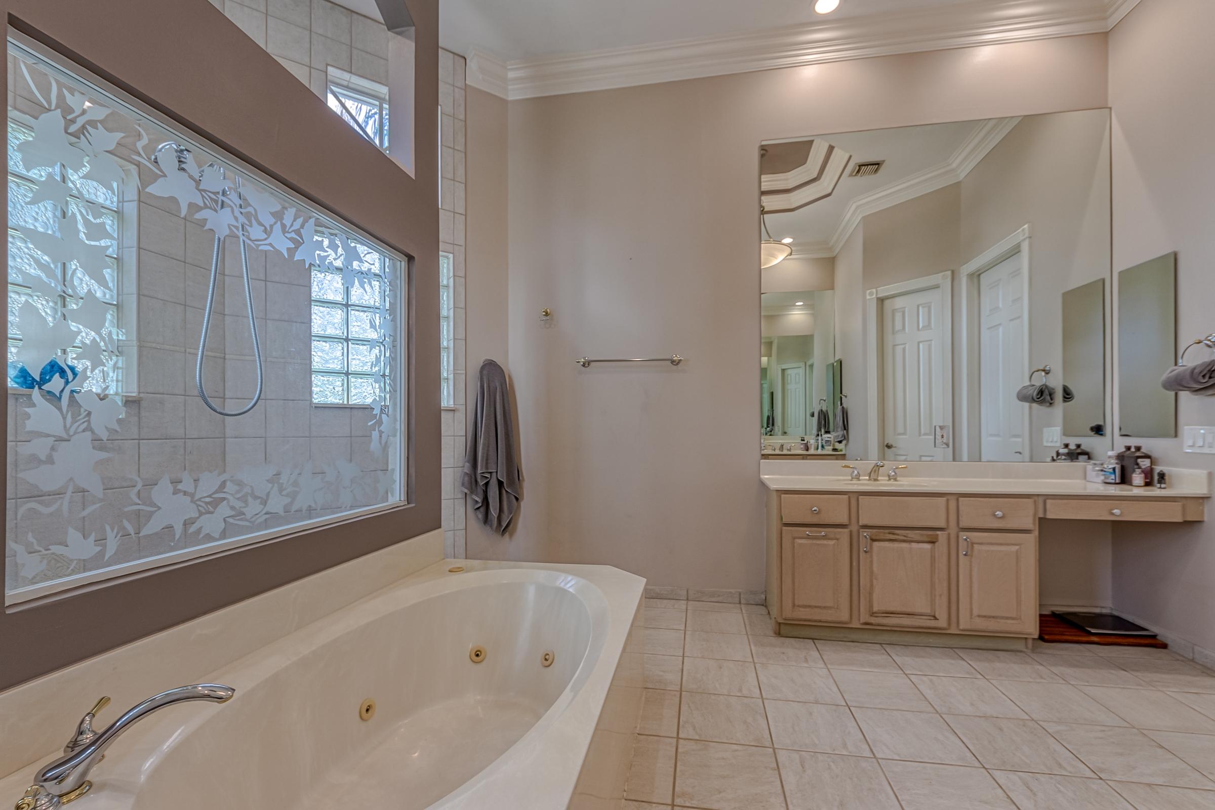 21702 Marigot Drive Boca Raton, FL 33428 - Photo 21 of 31 MASTER BATHROOM