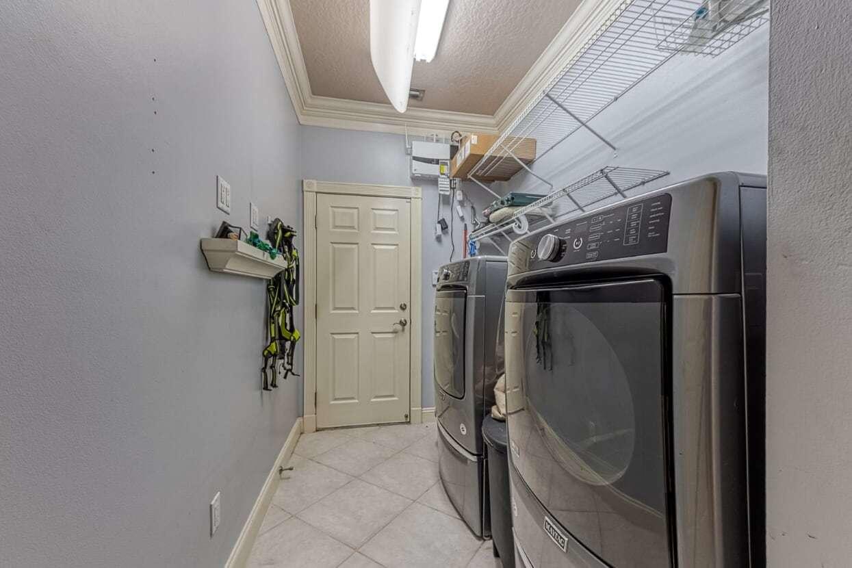 21702 Marigot Drive Boca Raton, FL 33428 - Photo 24 of 31 LAUNDRY ROOM