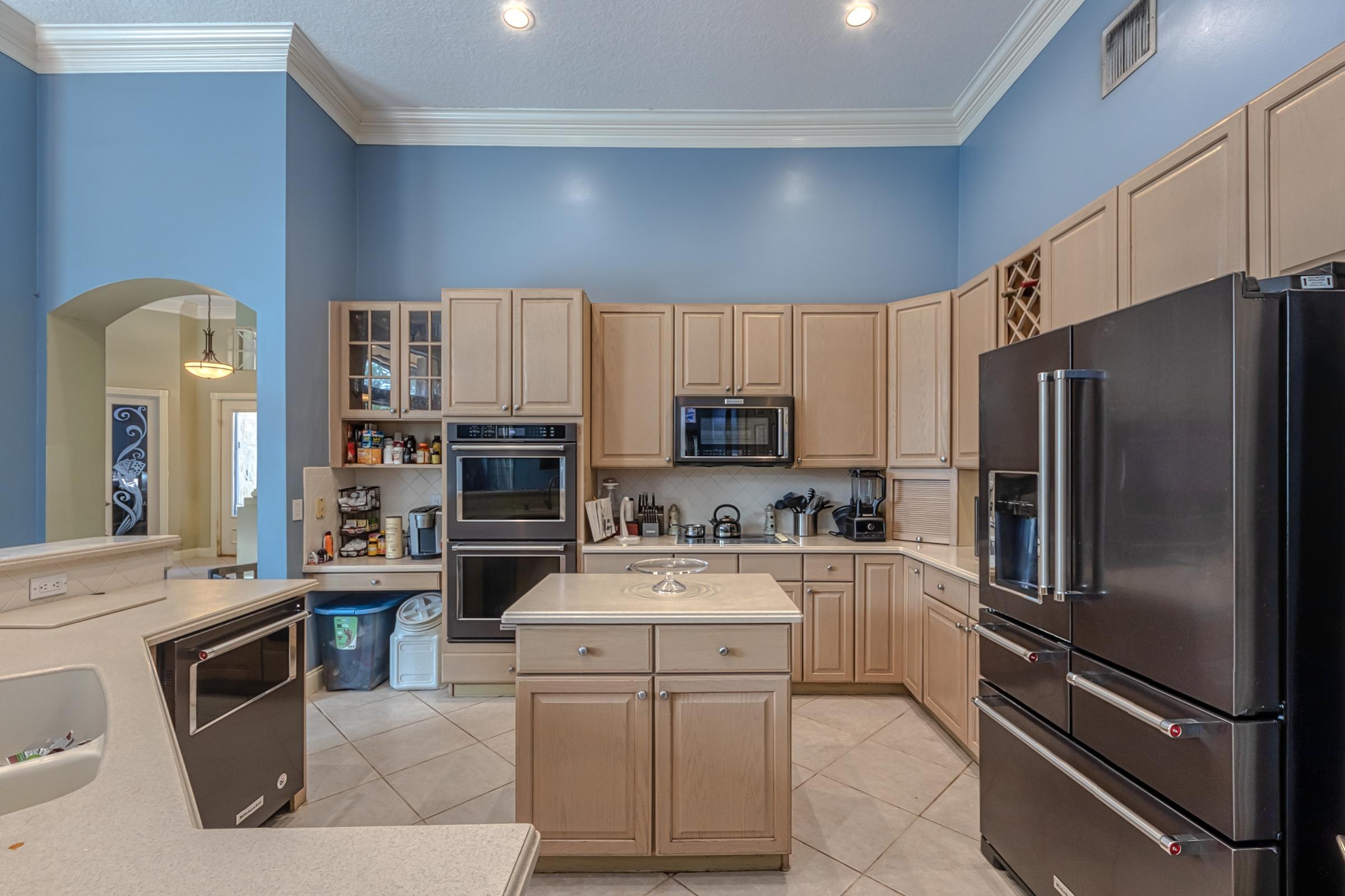 21702 Marigot Drive Boca Raton, FL 33428 - Photo 30 of 31 kitchen