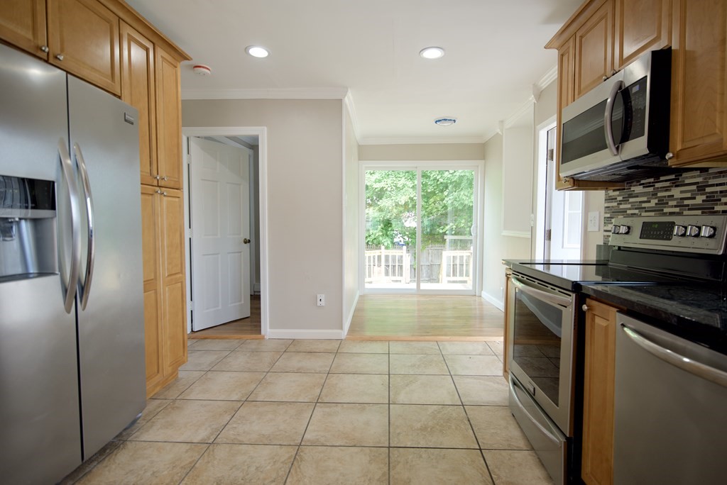 3 Green Street Methuen, MA 01844 - Photo 3 of 10