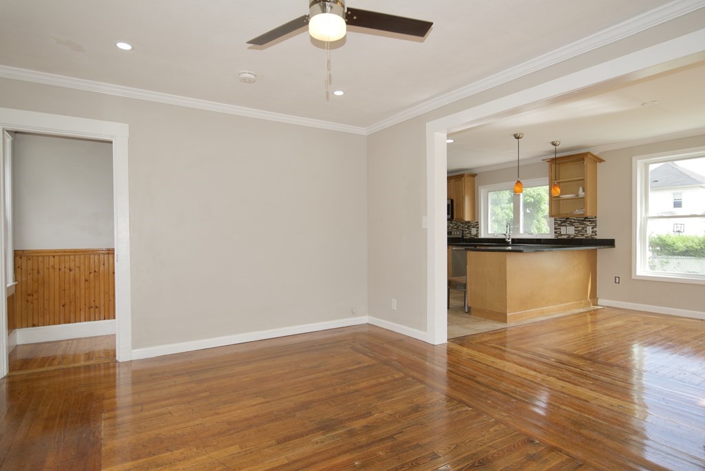 3 Green Street Methuen, MA 01844 - Photo 5 of 10