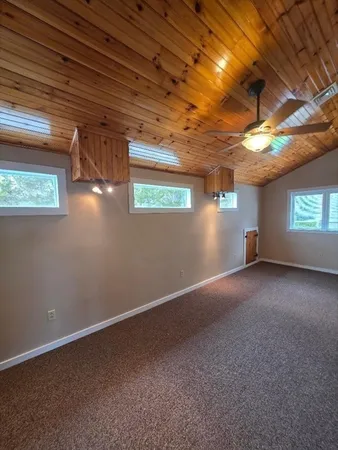 $2,500 | 1636 Drift Road, Unit M, Westport, MA 02790