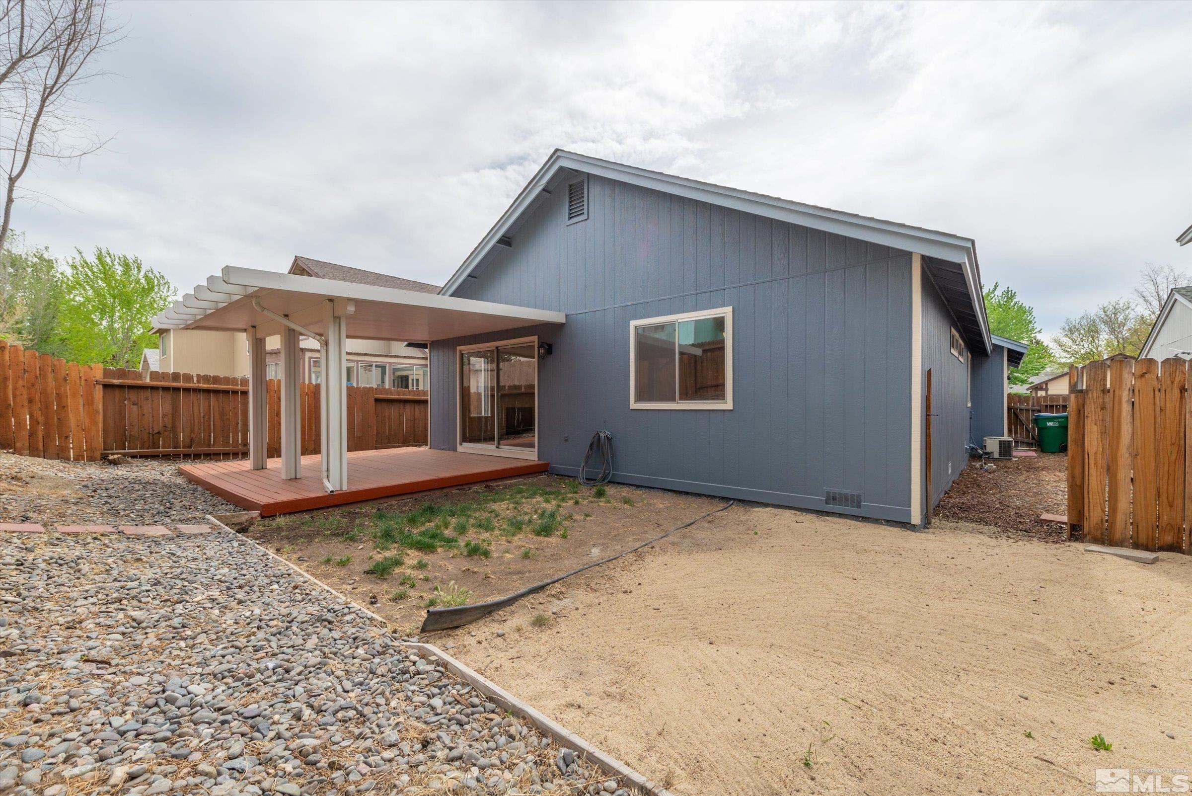 2716 Caballo Drive Reno, NV 89502 - Photo 3 of 23 Photo 3