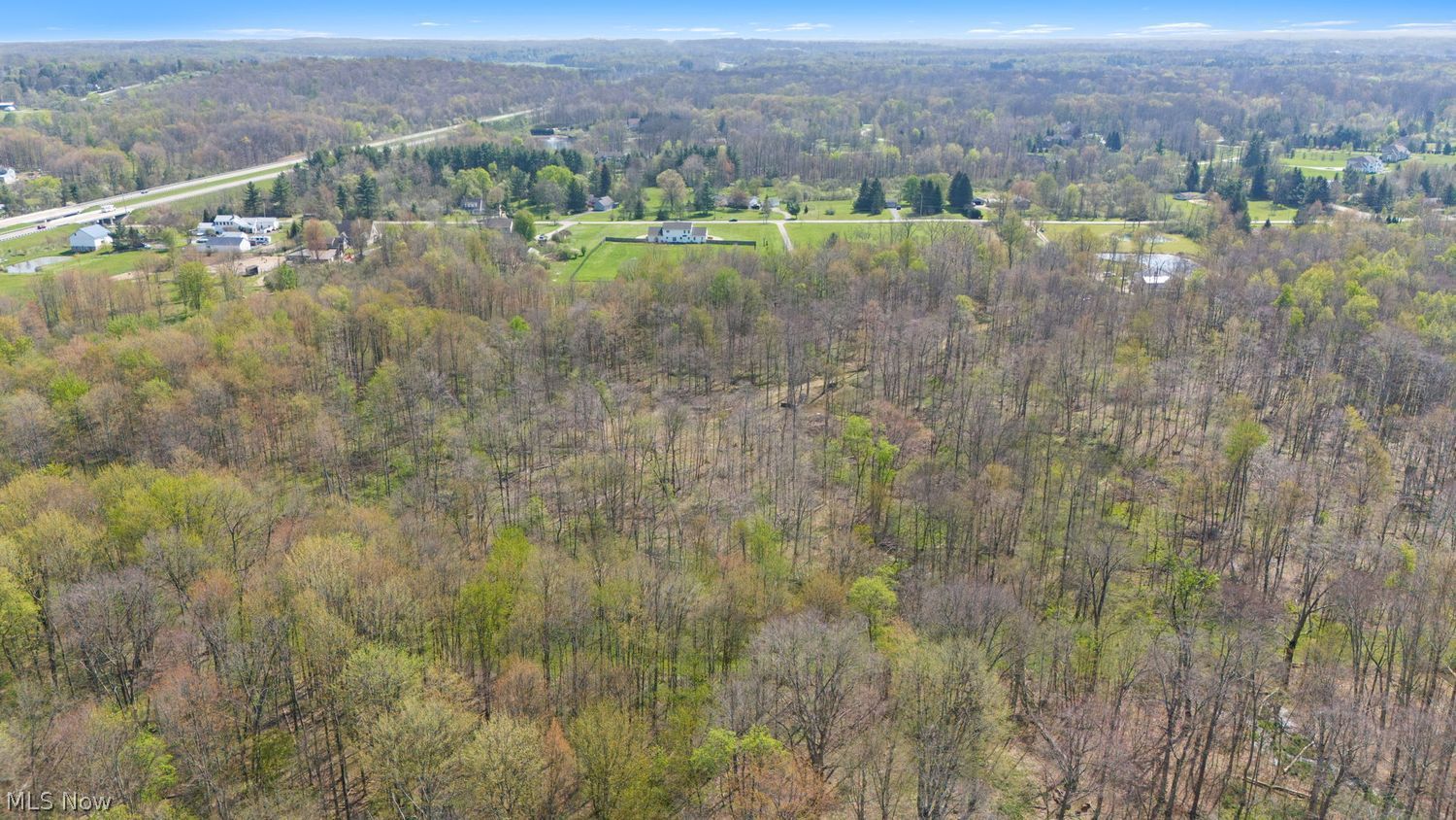 17990 Snyder Road Chagrin Falls, OH 44023 - Photo 16 of 21
