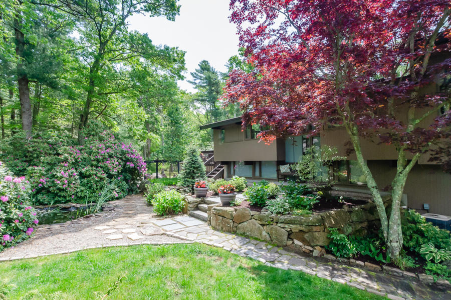 17 Alden Road Marion, MA 02738 - Photo 5 of 41 1905_Arruda17Alden_073-2