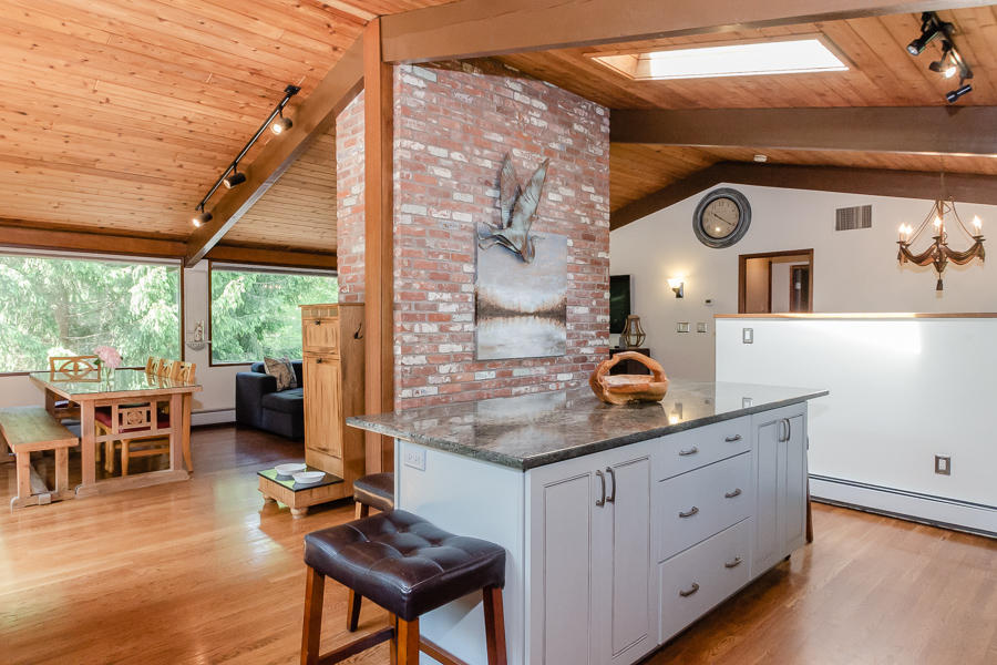 17 Alden Road Marion, MA 02738 - Photo 10 of 41 1905_Arruda17Alden_009-2
