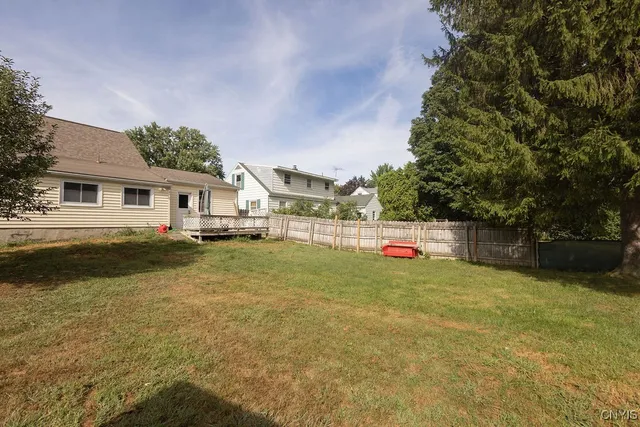 $225,000 | 116 Miller Drive, Manlius, NY 13057