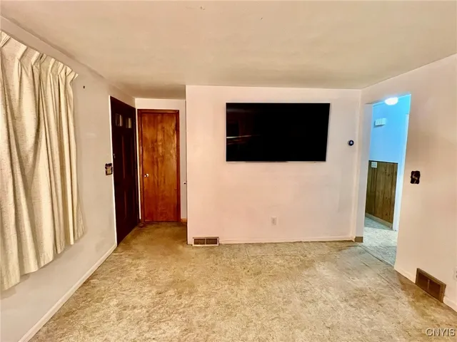 $225,000 | 116 Miller Drive, Manlius, NY 13057