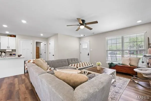 $260,000 | 506 South Cantwell Lane, Desloge, MO 63601