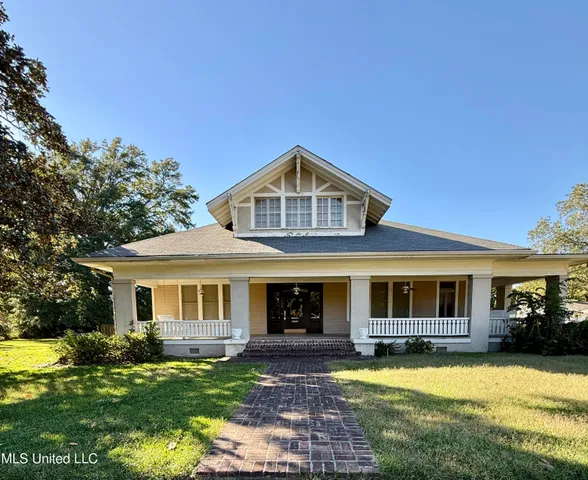 $350,000 | 123 Grand Avenue, Yazoo City, MS 39194