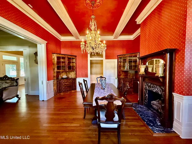 $350,000 | 123 Grand Avenue, Yazoo City, MS 39194