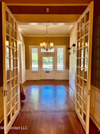 $345,000 | 123 Grand Avenue, Yazoo City, MS 39194