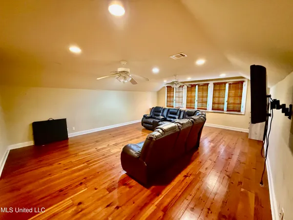 $345,000 | 123 Grand Avenue, Yazoo City, MS 39194