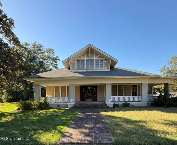 $350,000 | 123 Grand Avenue, Yazoo City, MS 39194