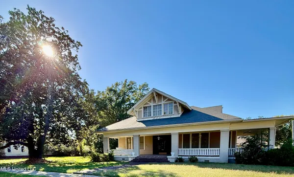 $345,000 | 123 Grand Avenue, Yazoo City, MS 39194