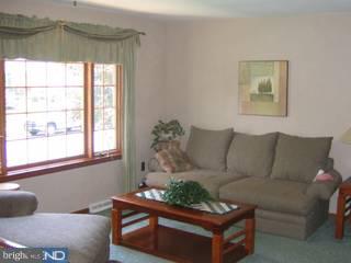 20 Spring Hill Drive Laurel Springs, NJ 08021 - Photo 3 of 6