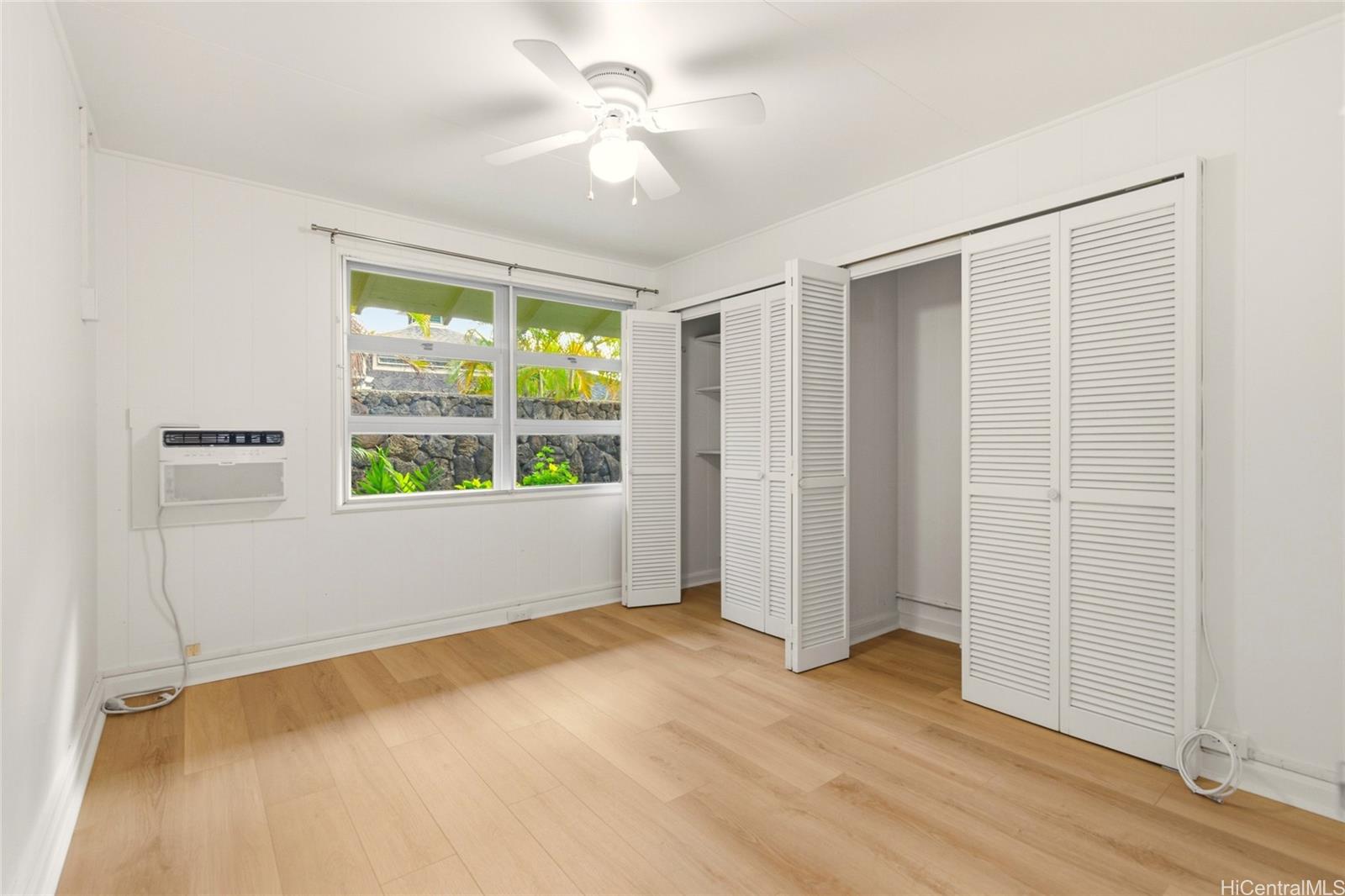 845 North Kalaheo Avenue Kailua, HI 96734 - Photo 11 of 18 a view of an empty room with a window