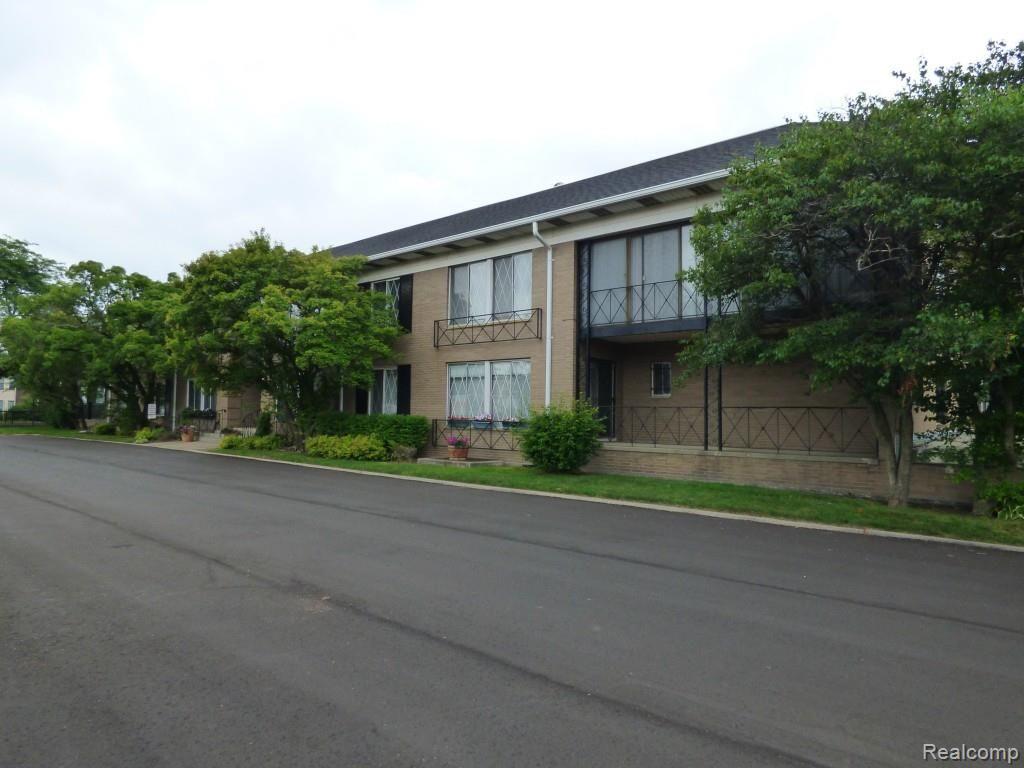 25720 Southfield Road, Unit 102 Southfield, MI 48075 - Photo 3 of 39