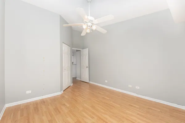 $1,800 | 798 North Gary Avenue, Unit 210, Carol Stream, IL 60188